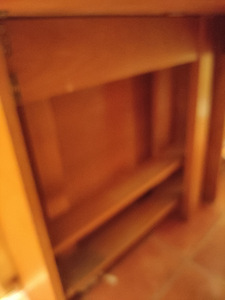 Kokkupandav raamatulaud. (2 foto / 2)