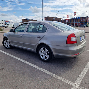 Skoda Octavia 1.4 90kw 2009a. (4 foto / 12)