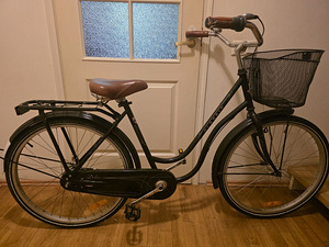 Linnajalgratas Classic Deluxe, naistele, korviga (3 foto / 6)