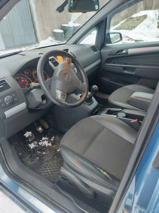 Opel zafira (6 фото из 8)