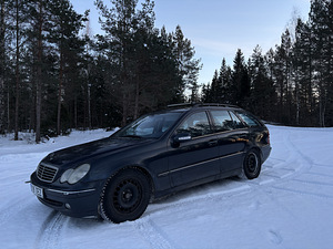 Mercedes-Benz C270cdi (2 фото из 9)