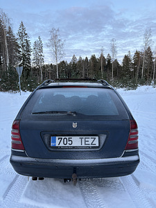 Mercedes-Benz C270cdi (6 фото из 9)