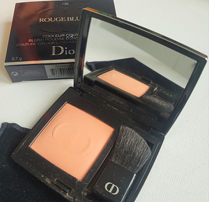 DIOR Rouge Blush Põsepuna nr 136 Delicate Matte (5 foto / 5)