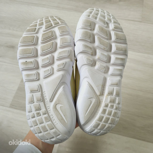 Кроссовки Nike для девочки s:30 (фото #6)
