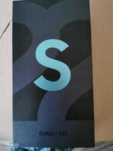 Samsung Galaxy S22 (2 foto / 2)