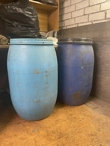 Plastikust tünnid 100l (1 foto / 1)