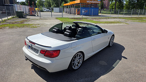 BMW E93 330d facelift 2011.cabrio automaat Reg.tasu tasutud (9 foto / 14)