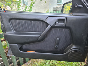 Opel Vectra A 2,0 sedaan varuosadena (1 foto / 2)