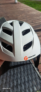 Продам шлем для велосипеда