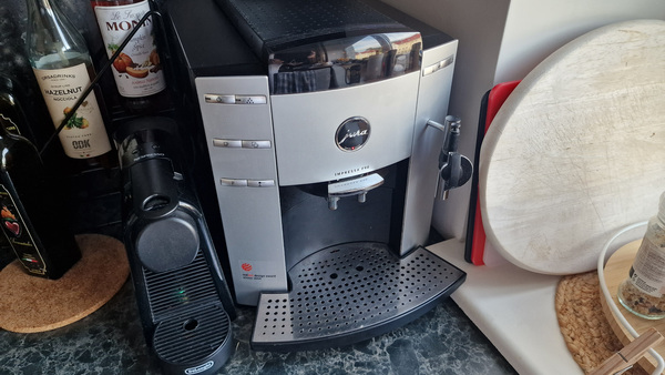 Jura Impressa F90