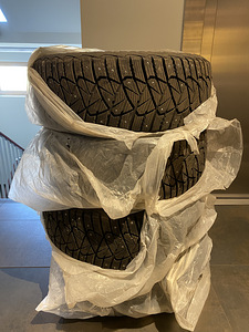 Talverehvid GoodYear Ultra Grip 225/55 R17 (1 foto / 3)
