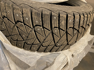 Talverehvid GoodYear Ultra Grip 225/55 R17 (2 foto / 3)