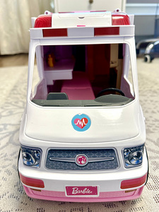 BARBIE kiirabiauto (3 foto / 8)