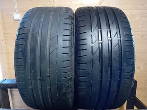 Продаются летние шины Bridgestone Potenza S001, 255/45/18