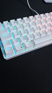 RK68 Royal Kludge Klaviatuur White Valge (3 foto / 7)