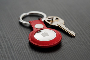GPS-трекер Apple AirTag (3 фото из 3)
