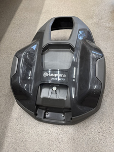 Husqvarna 305E NERA / 310E NERA korpus (1 foto / 3)