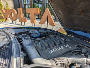 Jaguar XK8 Cabrio 4.0 V8 (10 foto / 15)