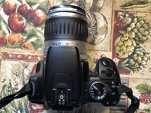 Digikaamera Canon EOS D400 ilma objektiivita (see eraldi) (3 foto / 5)