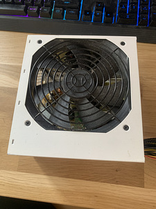 Toiteplokk 450W (2 foto / 3)