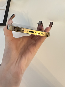 iPhone 12 pro 256 ГБ (4 фото из 10)