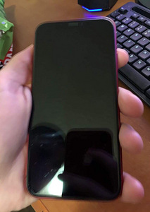 Apple iPhone XR (2 фото из 3)