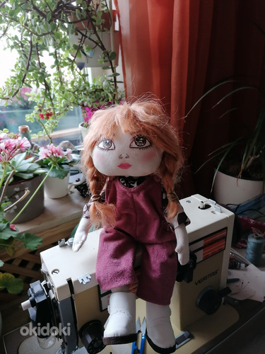 Текстильная игровая кукла ручной работы (фото #3)