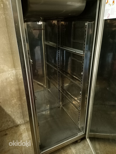 Промышленный холодильник из нержавеющей стали Electrolux (фото #3)
