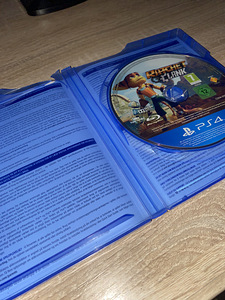 Müüa PS4 mäng: Ratchet Clank (2 foto / 3)