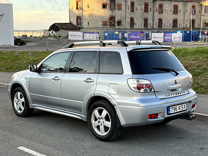 Mitsubishi Outlander Turbo (5 foto / 6)