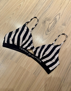 Ujumiskostüüm Tommy Hilfiger, S/M (3 foto / 3)