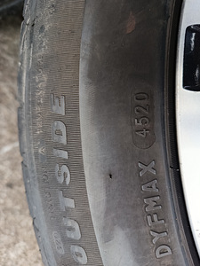 Valatud velgede komplekt R18 Kia Sportage'ile suverehvidega (9 foto / 10)