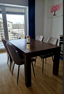 Tammest köögilaud 150x90x76 (1 foto / 2)