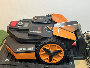Robotmuruniiduk WORX Vision 550m2 Piirdekaablita (1 foto / 5)