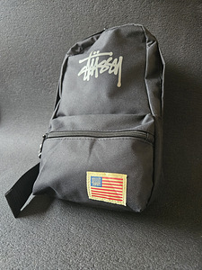 Stüssy (2 фото из 3)