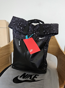 Портфель Nike (1 фото из 6)