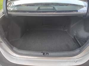 Toyota Corolla 1.6 97kV Active (4 foto / 4)