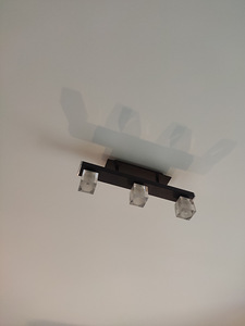 Laelamp ja öökapivalgustid (1 foto / 3)