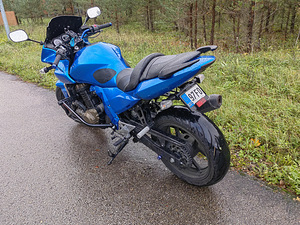 Kawasaki Z750 (3 foto / 4)