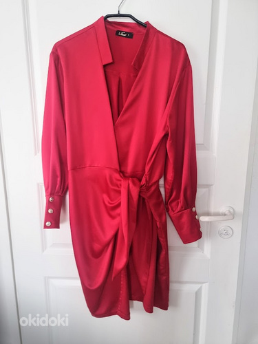 Красное атласное платье с запахом S/M (фото #1)