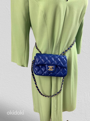 Синяя сумка Chanel
