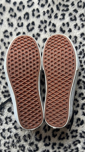 Vans Ward (3 фото из 3)