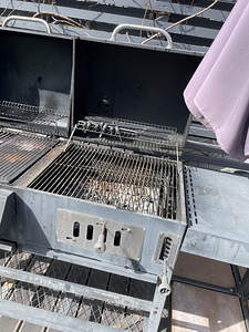 TASUTA kasutatud gaasi ja söegrill Mustang (3 foto / 4)