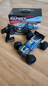 Raadio teel juhitav auto 1:16 (2 foto / 5)