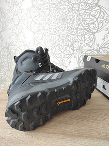Adidas Terrex (5 фото из 10)
