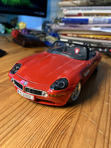 Коллекционный автомобиль BMW Z8