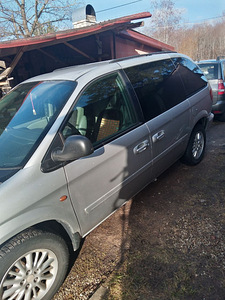 Chrysler Voyager 2007 года выпуска (2 фото из 3)