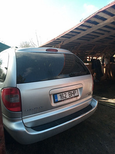 Chrysler Voyager 2007 года выпуска (3 фото из 3)