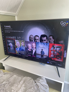 Samsung 50” 4K Smart TV
