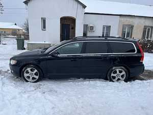 Volvo V70 (3 фото из 13)